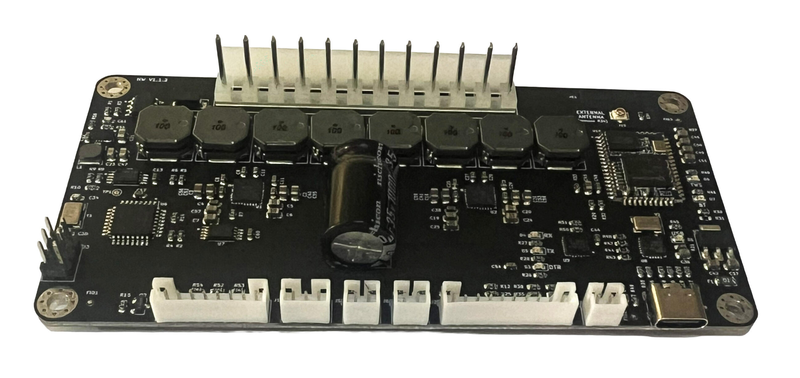 The DaS algorithm are hosted by 2 x TAS5825M ICs